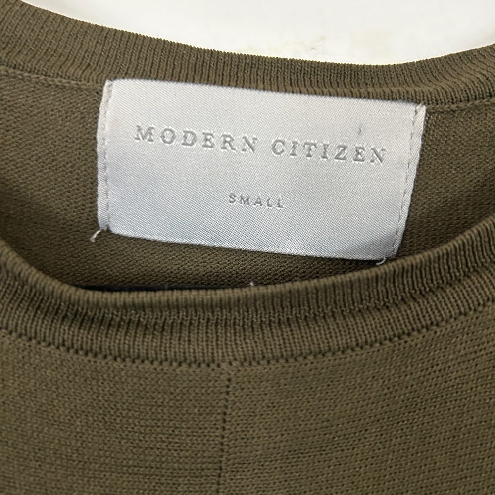 Modern Citizen Jude Cropped Wrap Blouse - Olive Green - Picture 3 of 3